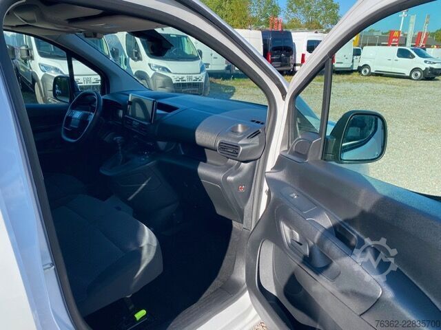 Furgoneta larga FIAT Doblo Kastenwagen XL 1.5 Klima Kamera