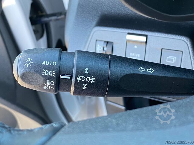 Furgoneta larga FIAT Doblo Kastenwagen XL 1.5 Klima Kamera