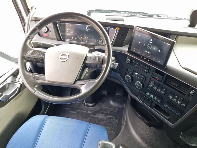 Venjulegur SZM Volvo FH 13.500 Globetrotter XL 6x2 - PTO/Hydraulic -...