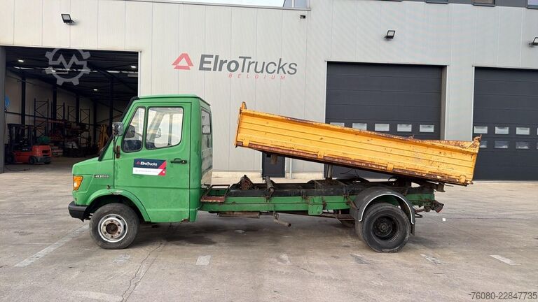 Ribaltabile su 3 lati Mercedes-Benz Vario 408 (MANUAL PUMP / TIPPER / POMPE MANUELL...