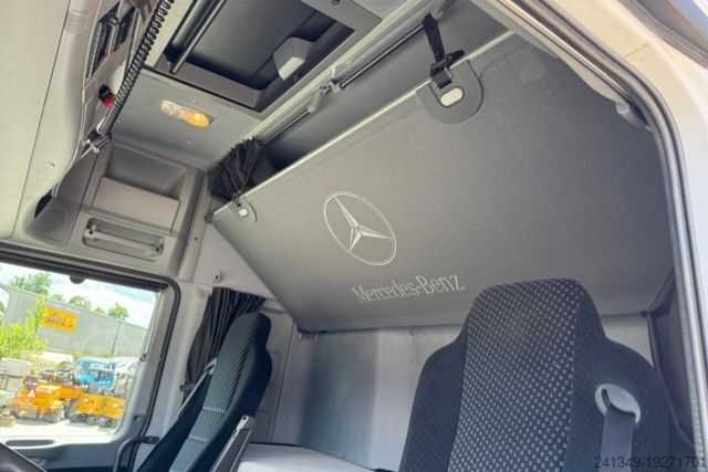 मानक ट्रैक्टर यूनिट MERCEDES-BENZ Actros 1848 4x2