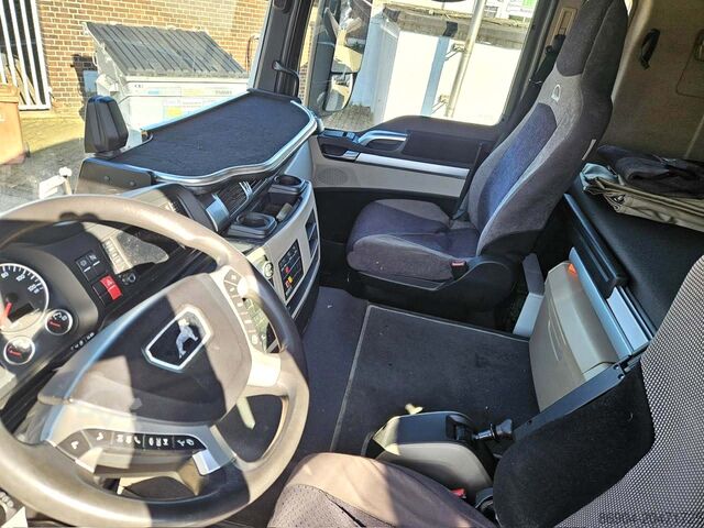 Kamion cisternë gazi kriogjenik MAN Gas truck for oxygen nitrogen, argon