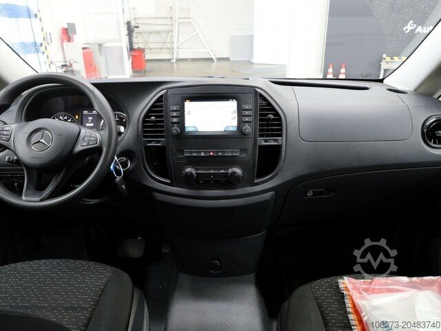 Kleinbus Mercedes-Benz Vito 114 TourerPro,lang,Automatik,8Sitze,Kamera