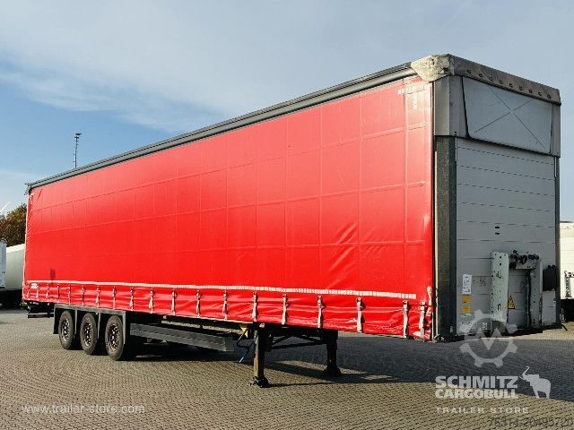 Auflieger mit Pritsche & Plane Schmitz Cargobull Curtainsider Mega Getränke