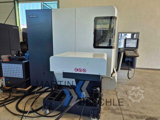 Pionowe centrum obróbcze DECKEL MAHO DMC 850 V