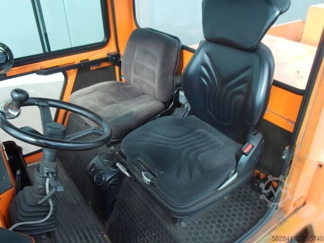 טרקטור גרירה VOLK EFZ40N
