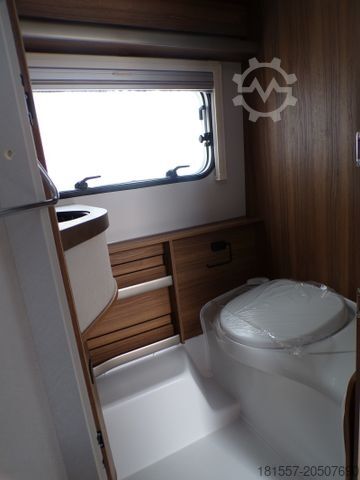 קרוואן HYMER/ERIBA Eriba Touring 530 1.500 Kg, Legend-White Silver