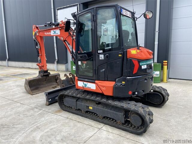 Mini excavator Kubota U50-5 (6969)