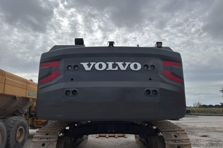 Crawler excavator Volvo EC 750 EL