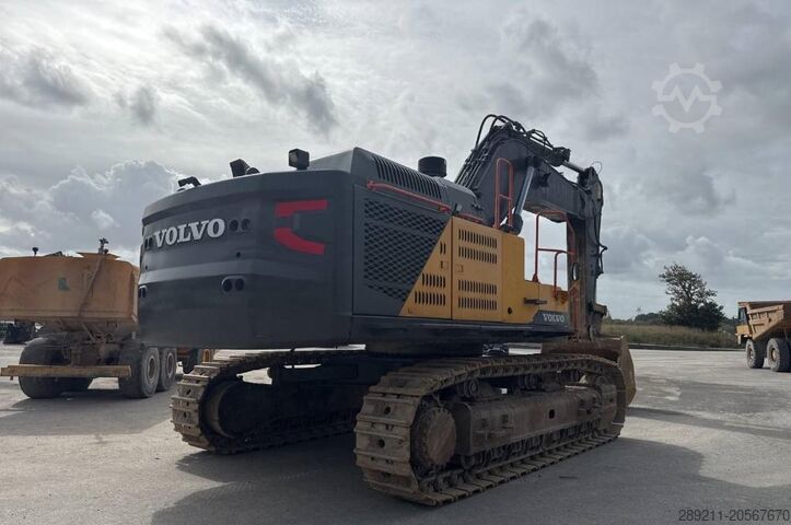 Crawler excavator Volvo EC 750 EL