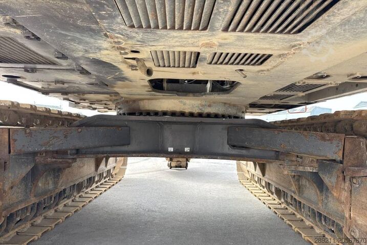 Crawler excavator Volvo EC 750 EL