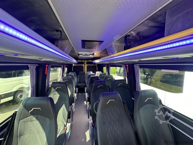 مینی‌بوس VOLKSWAGEN Crafter 21+3 Bus  Klima Heizung Linie Schulbus