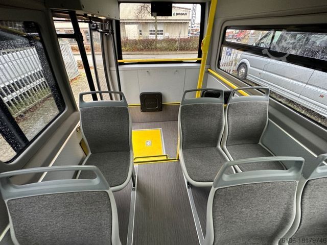 Stadtbus MERCEDES-BENZ eSprinter Linienbus Rollstuhl 15+10 Niederflur