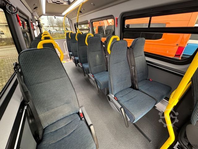 Bybus MERCEDES-BENZ Sprinter 15+27 Linienbus Niederflur Rollstuhl