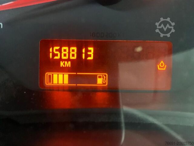 Duba panelată Renault Kangoo Van con Giraffone