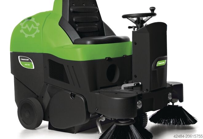 Sedežna pometalni stroj Cleancraft AUKM 800