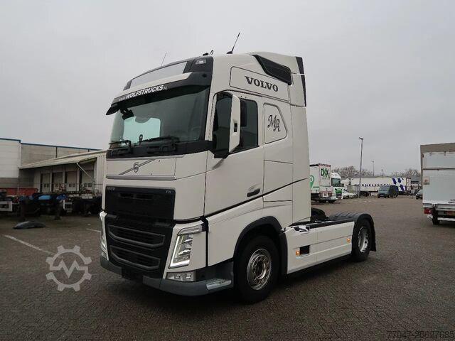 Estándar-SZM Volvo FH 460 4x2, Globe, LA chass, 2 tanks, ACC, TOP!