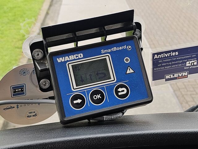 Transport af biler MERCEDES-BENZ ACTROS 2353 Trucks,Vans&Cars