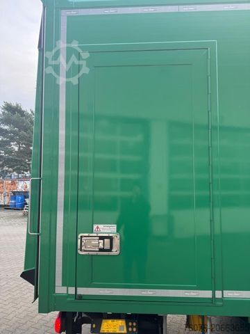 LKW mit Kofferaufbau MERCEDES-BENZ 1824 L Koffer 7.2 Seitentür LBW 2t Kamera