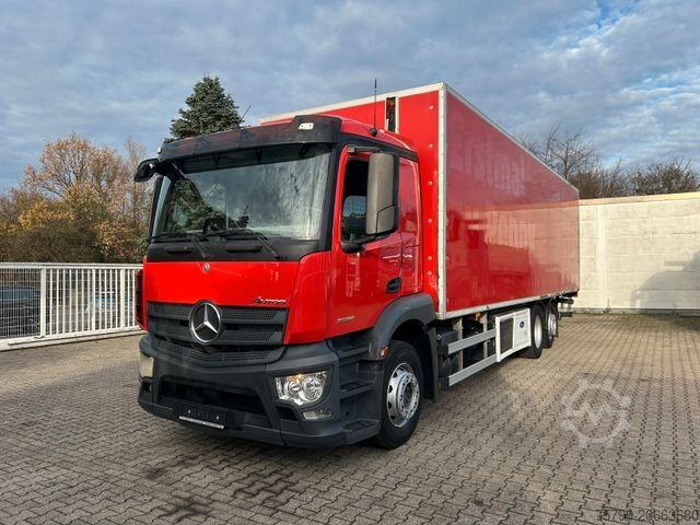 Refrigerated truck MERCEDES-BENZ 2636 Antos Kühlkoffer +BÄR LBW 3x im Bestand