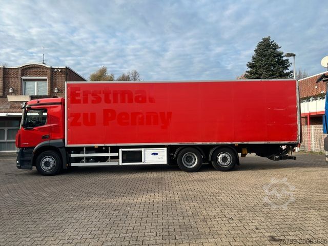 Refrigerated truck MERCEDES-BENZ 2636 Antos Kühlkoffer +BÄR LBW 3x im Bestand