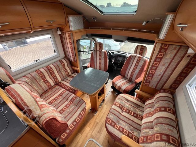 Caravana semiintegrada FRANKIA T 6800 BD - Festbett - Klima - Solar -