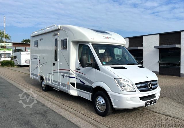 Caravana semiintegrada FRANKIA T 6800 BD - Festbett - Klima - Solar -