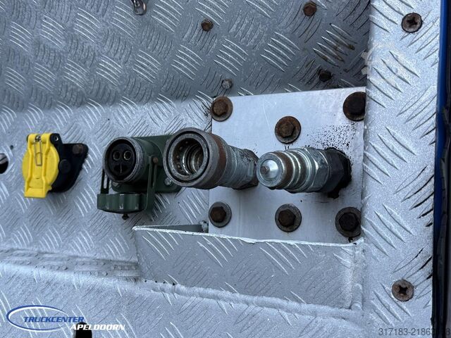 Стандарт-СЗМ Scania R580 V8 6x4, Reduction axles, Retarder, Hydraulic