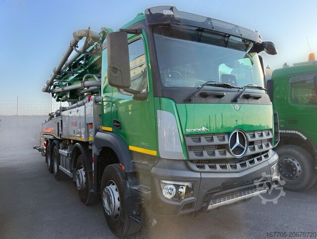 স্বয়ংক্রিয় কংক্রিট পাম্প Mercedes-Benz Arocs 3246