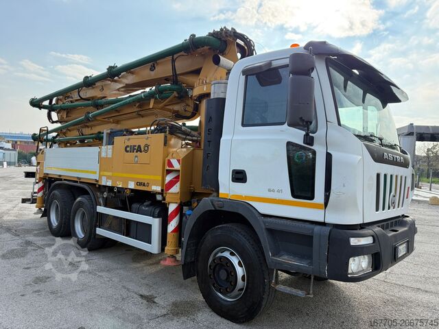 Automatic concrete pump Astra HD8 64.41-80