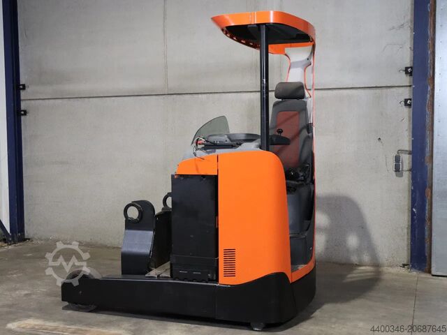 Вилочный погрузчик BT RRE180