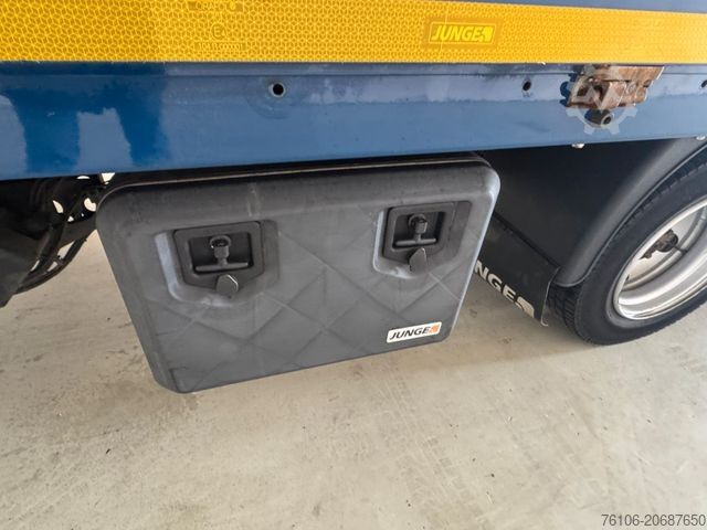 Furgão cortina de lona FUSO Canter 7C18 Pritsche Plane mit Ladebordwand