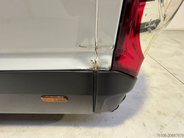 Furgão de painéis IVECO Daily 35S16 Kastenwagen *Klima.*Ahk*