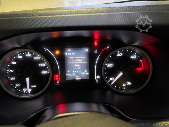 Furgão de painéis IVECO Daily 35S16 Kastenwagen *Klima.*Ahk*