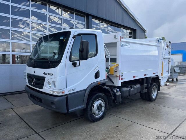 รถเก็บขยะ Mercedes-Benz Accelo 815  Accelo 815 4x2 Garbage Compactor