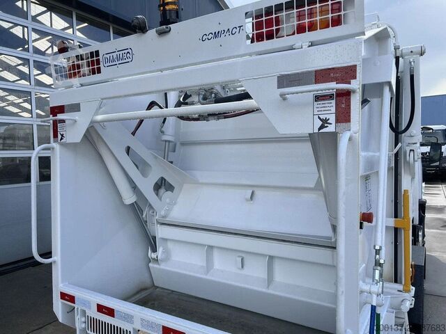 รถเก็บขยะ Mercedes-Benz Accelo 815  Accelo 815 4x2 Garbage Compactor
