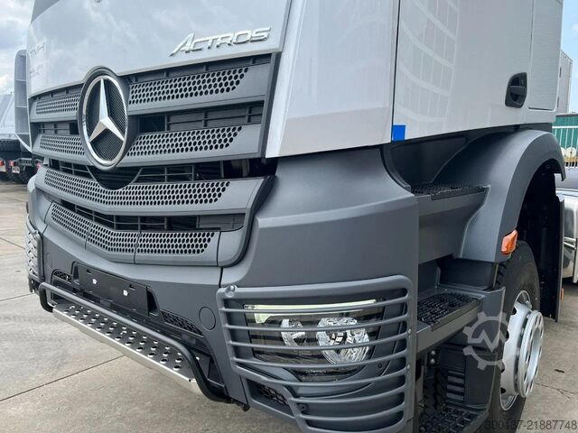 Estándar-SZM Mercedes-Benz Actros 3348 S 6x4 Tractor Head