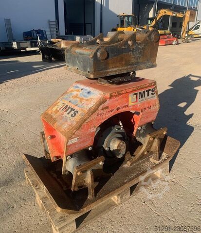 Baumaschine 2 x Anbauverdichter MTS