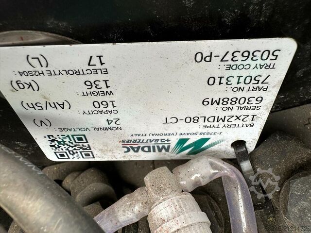 VS-22826 Transpalette électrique pour palettes blocs ATLET PLL180