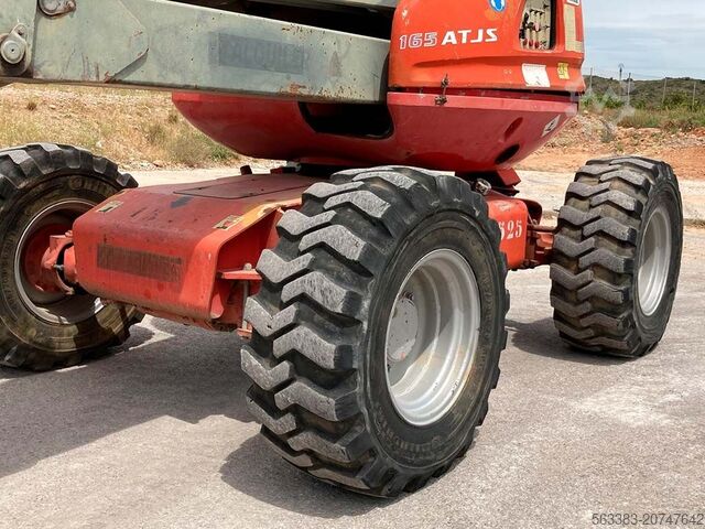 Platformă de lucru telescopică articulată Manitou 165 ATJ