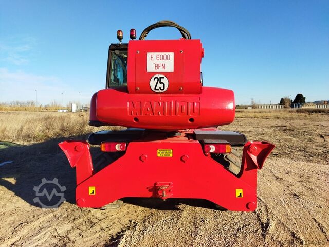 Manipulator telescopic rotativ Manitou MRT1635