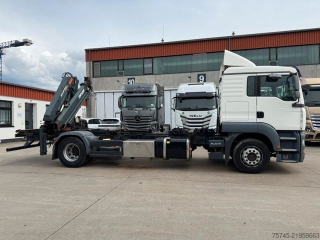 Wechselfahrgestell LKW MAN TGA 18.350* ATLAS KRAN *  ANALOG-TACHO *WENIG KM