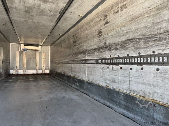 Kühlkoffer-LKW SCANIA P 280 Kühlkoffer mit BÄR Ladebordwand / Kiesling