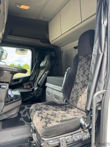 Standard SZM SCANIA R 590 * RETARDER * STANDKLIMA*SCHECKHEFT* 1 HAND