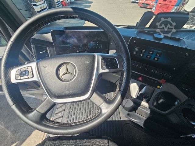 Gefahrgut LKW MERCEDES-BENZ ACTROS 1846 * 2X NEBENANT. * ADR * ACC * 2X VORH