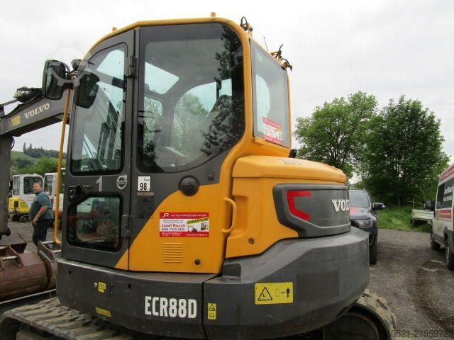 Miniescavatore Volvo ECR88D - Powertilt + hydr. Schnellwechsler + 3 Löf