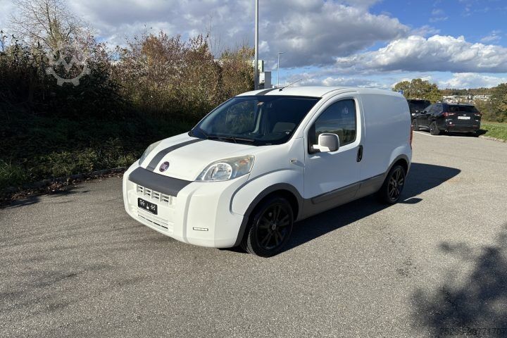 Προσαρμοσμένο φορτηγάκι Fiorino 1.4 Kasten / Swiss-Vehicle