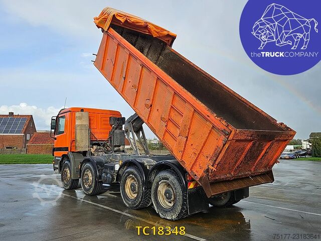  Mercedes-Benz Actros 3235