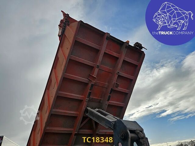  Mercedes-Benz Actros 3235