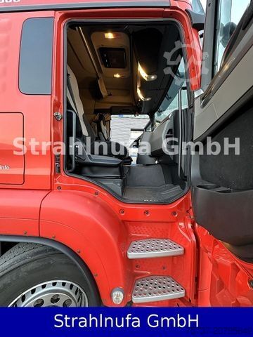 Valníkový nákladní automobil s plachtou MAN TGS 18.360 4x2